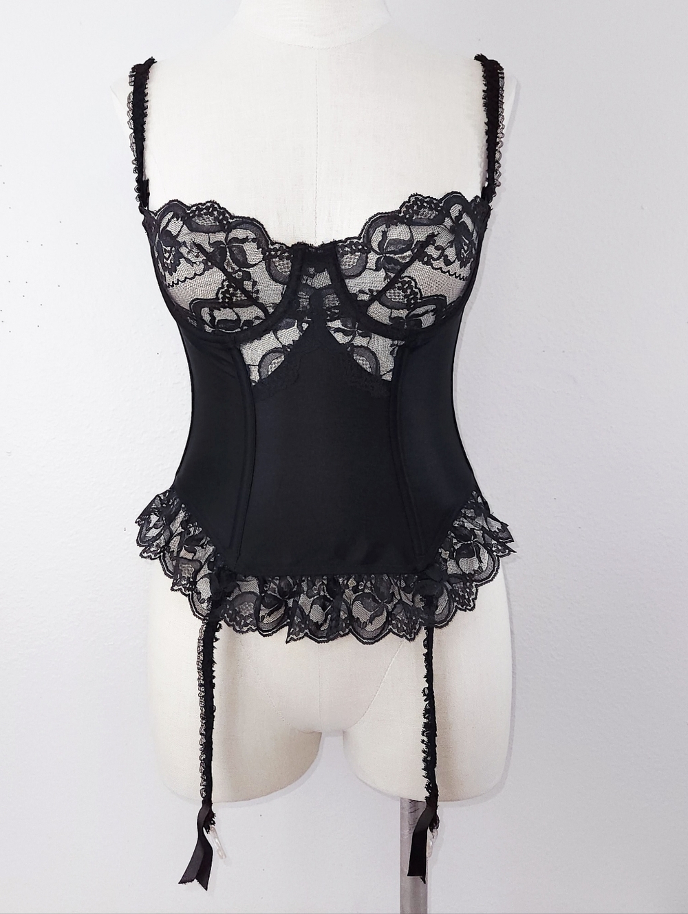Vintage Victoria's Secret Gold Label Black Lace Corset Bustier Garter